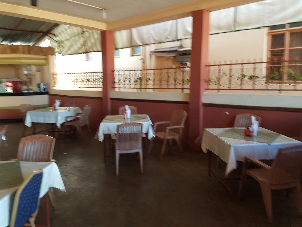 Melvic Inn キスム エクステリア 写真