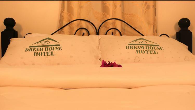 Melvic Inn キスム エクステリア 写真
