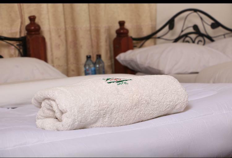 Melvic Inn キスム エクステリア 写真